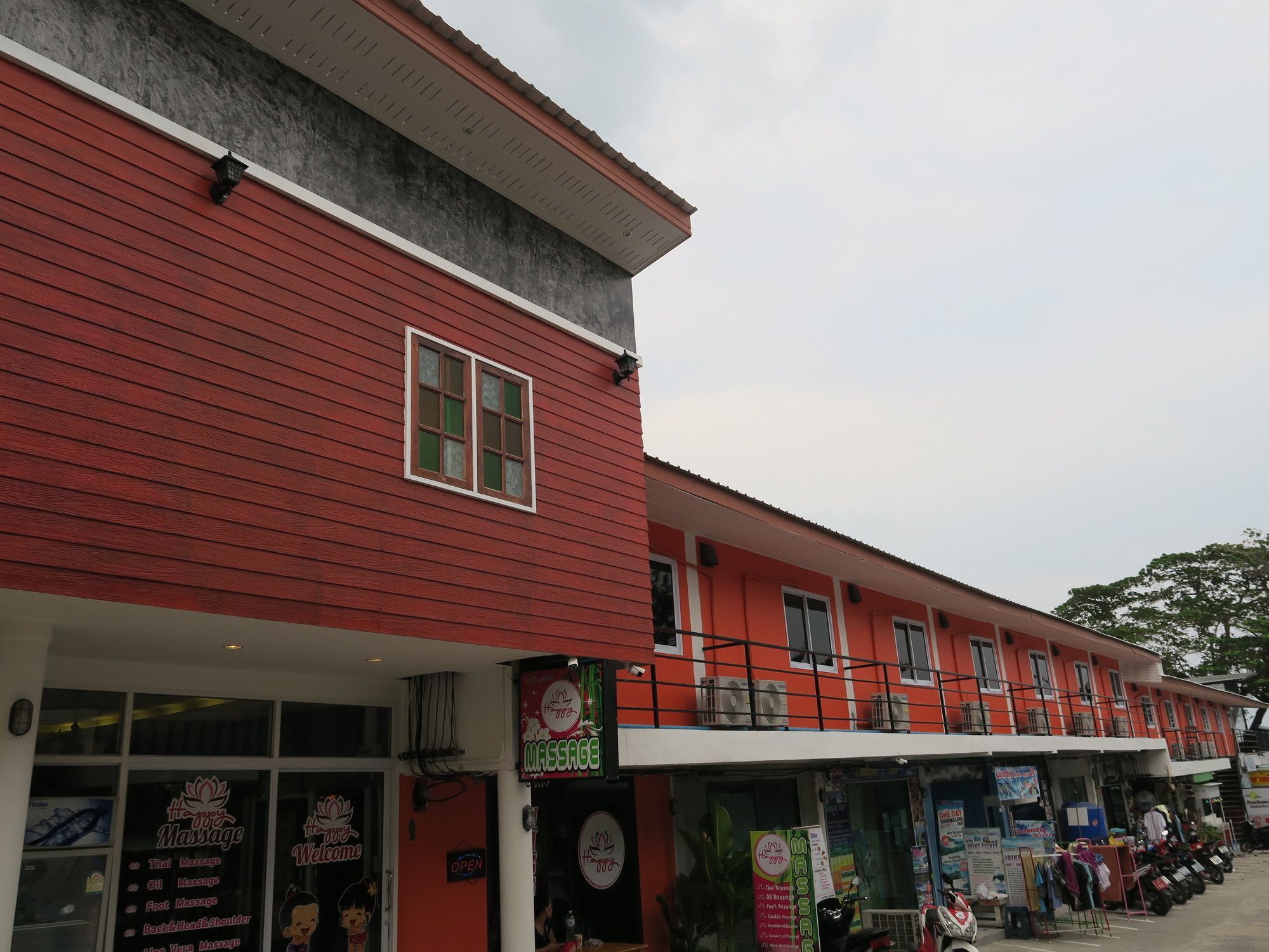 Phangan Mantra Resort Haad Rin Exterior photo